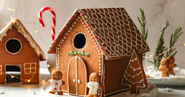 Gingerbread House (Vegan)